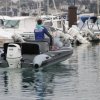 Nafukovací motorový člun RIB Adventure V-610 s konzolou řízení SL-2H, podpěrnou sedačkou kapitána SLS-4 a širokou zadní sedačkou SLS-5