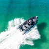 Nafukovací člun s laminátovým kýlem RIB Adventure V-585 Heavy Duty ve výbavě Cruise