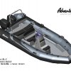 Ukázka volitelného baličku výbavy nafukovacího člunu Adventure V-610 s konzolou řízení SL-1, sedačkou pro dvě osoby SLS-2 a širokou sedačkou pro tři osoby na zádi